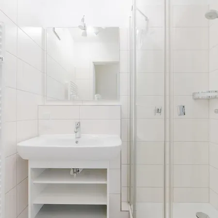 501, Seepark Apartman